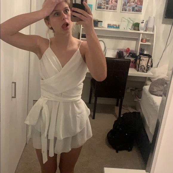 Lucy In the Sky white wrap dress - Picture 2 of 3